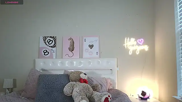 Snapshot of Perlafit1 chatting on November 11, 9:59 pm Perlafit1 online show from November 11, 9:59 pm