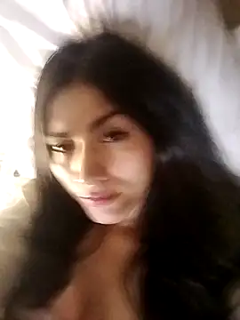 Snapshot of Arianna8 chatting on November 13, 5:06 am Arianna8 online show from November 13, 5:06 am