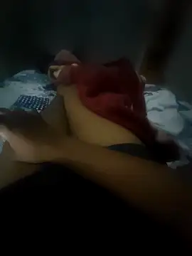 Snapshot of Brownguy96@xh chatting on November 2, 1:30 am Brownguy96xh online show from November 2, 1:30 am