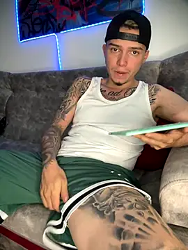 Nick orion online show from December 1, 9:31 pm