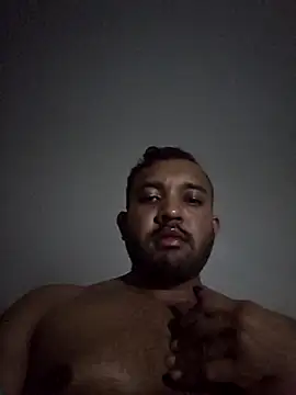 Piggyboy119 online show from November 2, 6:21 pm