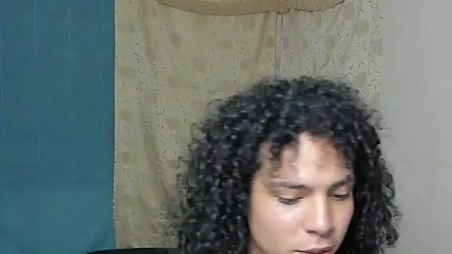 Angelwhitte online show from November 4, 7:07 am