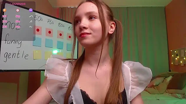 Adria Arjona online show from April 23, 7:41 am