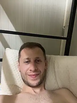 Gaypride online show from November 14, 8:40 pm