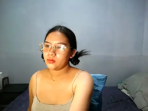 hotsexyreb online show from February 13, 4:30 am