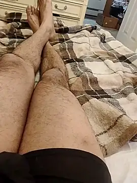 m8je online show from April 26, 5:10 pm