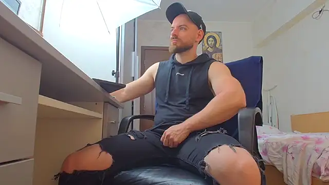 Ryanstone  online show from May 22, 4:52 am