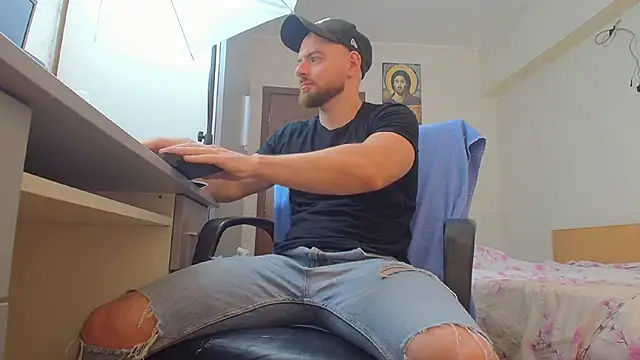 Ryanstone  online show from July 20, 6:49 am