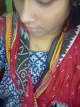 Snapshot of Neha533 chatting on July 23, 5:44 pm Neha533 online show from July 23, 5:44 pm