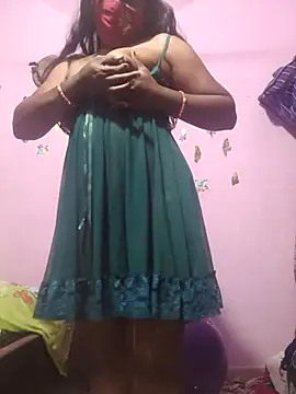 Snapshot of hyd_couple7878 chatting on March 22, 6:00 pm hyd couple7878 online show from March 22, 6:00 pm