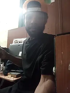 Snapshot of Angel23cm1 chatting on March 22, 5:44 am Angel23cm1 online show from March 22, 5:44 am