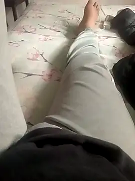 Yerackhip online show from April 19, 7:05 pm