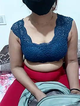 Aarti909090 online show from April 4, 6:49 pm