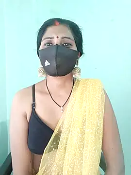 Snapshot of Lust_Vibe chatting on June 23, 9:29 am Lust Vibe online show from June 23, 9:29 am