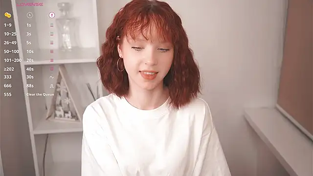 MaisieStarlight online show from February 2, 5:22 pm