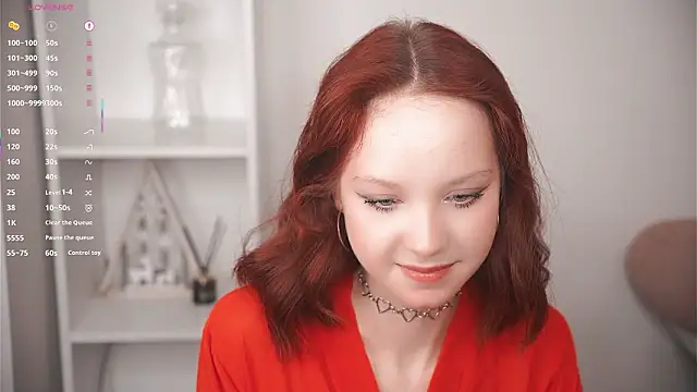 MaisieStarlight online show from February 14, 4:37 pm