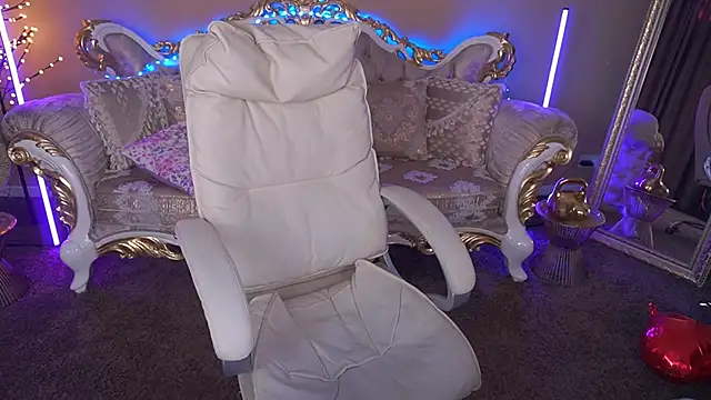 AmiraGoldd online show from February 10, 2:21 pm