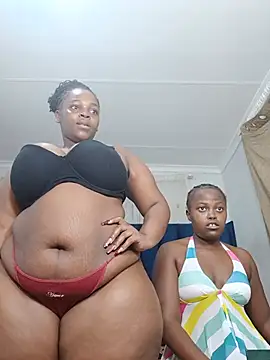 Snapshot of SweetSavage18 chatting on July 18, 11:08 pm SweetSavage18 online show from July 18, 11:08 pm