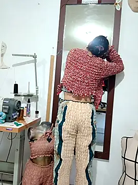 PaulinaLondra2 online show from December 1, 12:43 pm