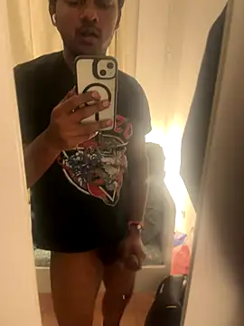 Snapshot of Unga30 chatting on November 22, 3:05 am Unga30 online show from November 22, 3:05 am