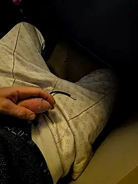 Yousss93140 online show from November 13, 2:10 am