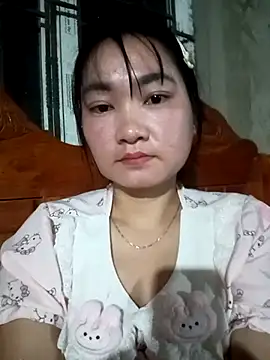 Snapshot of buom-xinh chatting on November 4, 1:32 pm buom-xinh online show from November 4, 1:32 pm