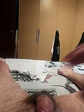 Snapshot of Cini75 chatting on November 15, 8:00 am Cini75 online show from November 15, 8:00 am