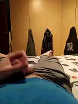 Snapshot of Cini75 chatting on February 2, 6:50 pm Cini75 online show from February 2, 6:50 pm