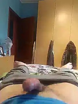 Snapshot of Cini75 chatting on February 10, 9:13 am Cini75 online show from February 10, 9:13 am