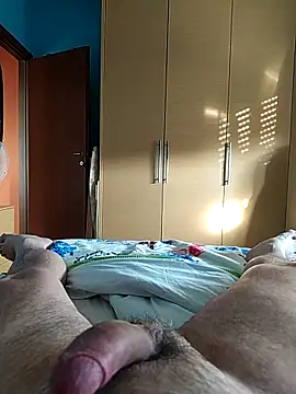 Snapshot of Cini75 chatting on February 22, 8:02 am Cini75 online show from February 22, 8:02 am