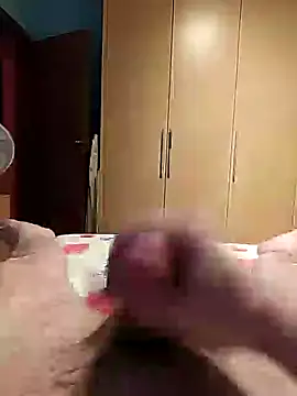 Snapshot of Cini75 chatting on February 27, 7:36 pm Cini75 online show from February 27, 7:36 pm