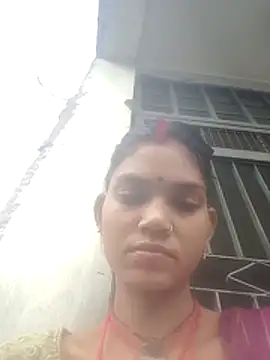 Jooli cuty online show from December 2, 3:23 am