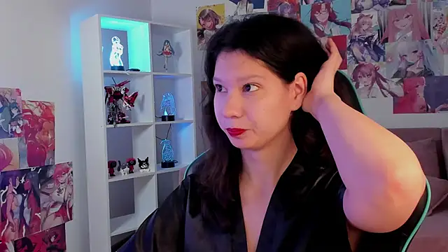 SaraDenars online show from November 19, 5:18 am