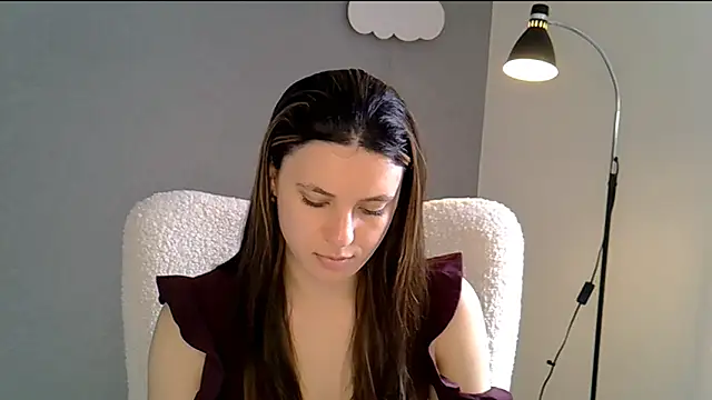 Snapshot of KiraHoney chatting on April 24, 11:12 am KiraHoney online show from April 24, 11:12 am