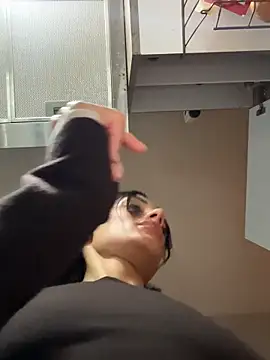 VickyM99 online show from March 19, 6:17 am