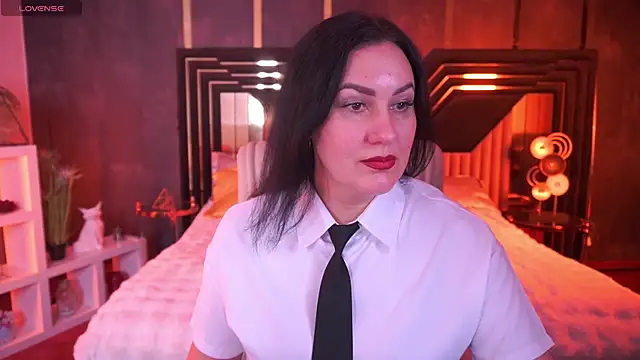 VelvetLuck online show from December 15, 3:16 pm