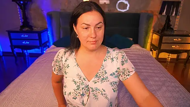 VelvetLuck online show from July 25, 6:33 am