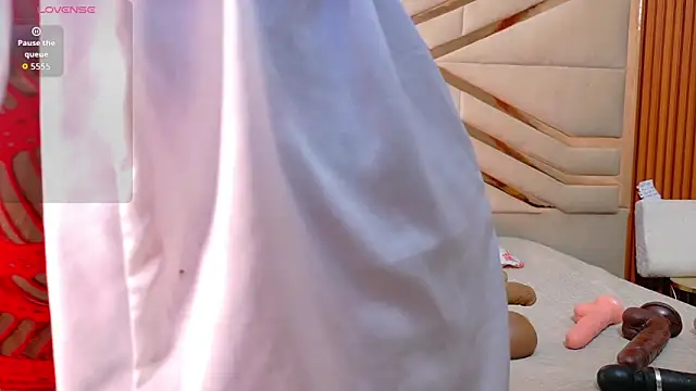 missfoster online show from February 8, 12:19 pm