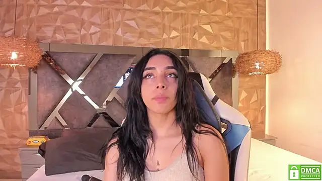 Kiara velvet   online show from April 23, 4:03 am