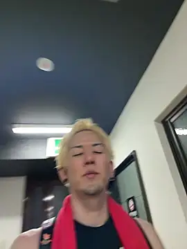 ippei0001 online show from July 28, 1:21 pm