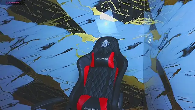 Suarezz10  online show from November 20, 3:23 pm