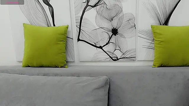 DianaHeath online show from April 23, 11:51 pm