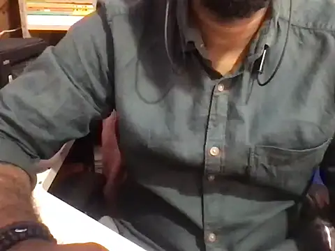 Snapshot of KingCobra_07 chatting on May 26, 2:40 am KingCobra 07 online show from May 26, 2:40 am