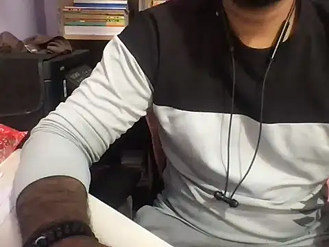 Snapshot of KingCobra_07 chatting on June 9, 2:34 am KingCobra 07 online show from June 9, 2:34 am