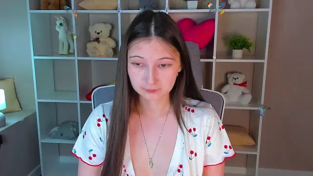 Ella Burns online show from April 21, 2:37 am