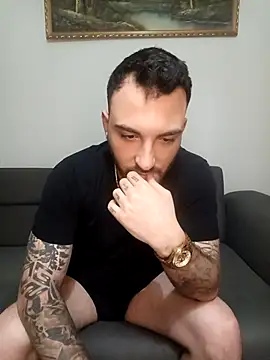 snncdgn online show from December 19, 7:32 pm