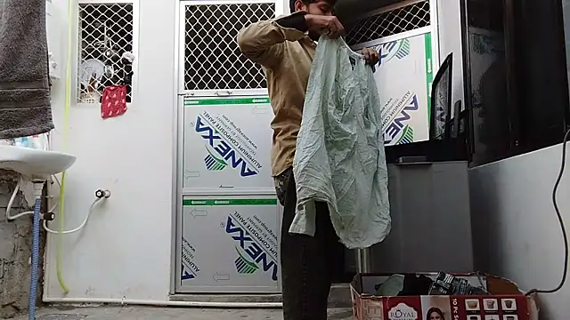 sageer097 online show from December 15, 7:23 am