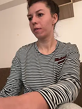 EdaQueen online show from March 15, 12:00 pm