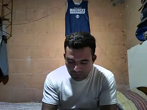 Snapshot of Joe_hotsex chatting on November 18, 2:39 am Joe hotsex online show from November 18, 2:39 am