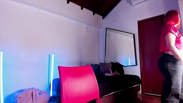 RossMildrey online show from March 26, 11:27 am